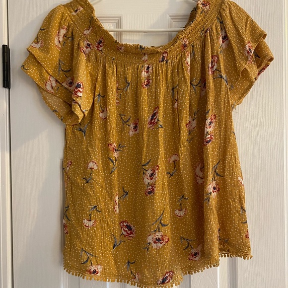 Xhilaration mustard yellow top - Picture 2 of 6